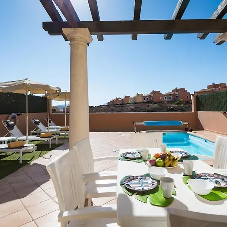 Home2book Aloha Sun Pool & Rooftop Вилла Коральео