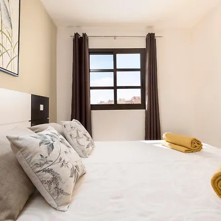 Home2book Aloha Sun Pool & Rooftop Вилла *