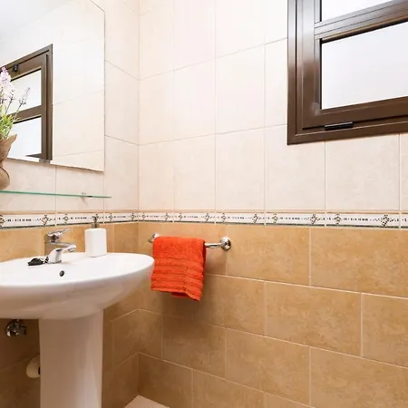Вилла Home2book Aloha Sun Pool & Rooftop *